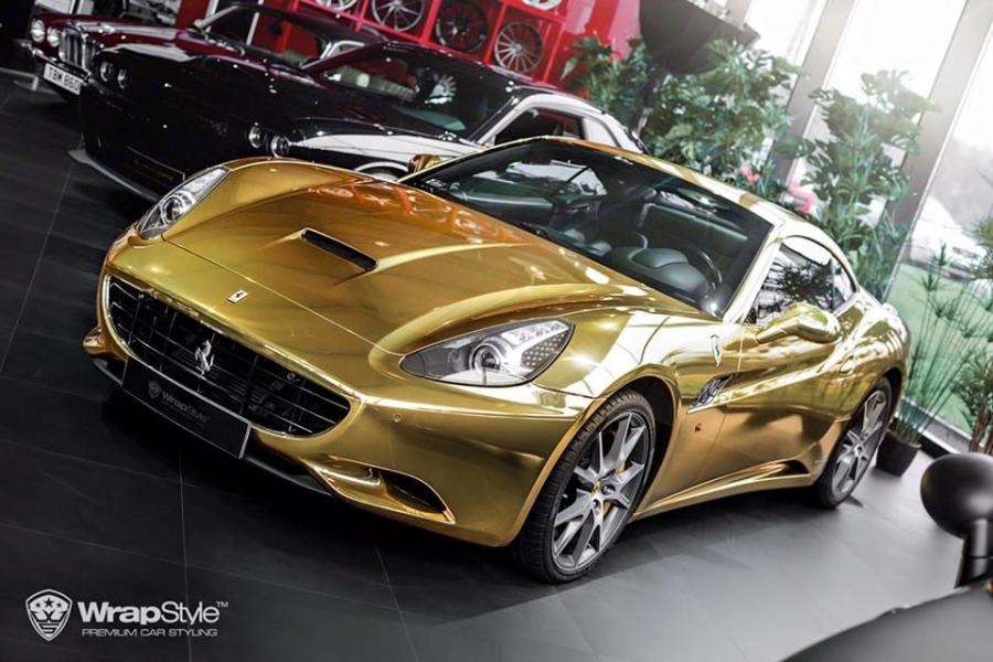 Ferrari California in Gold by WrapStyle '2016